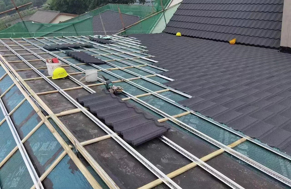Colored Stone Metal Tile Roof